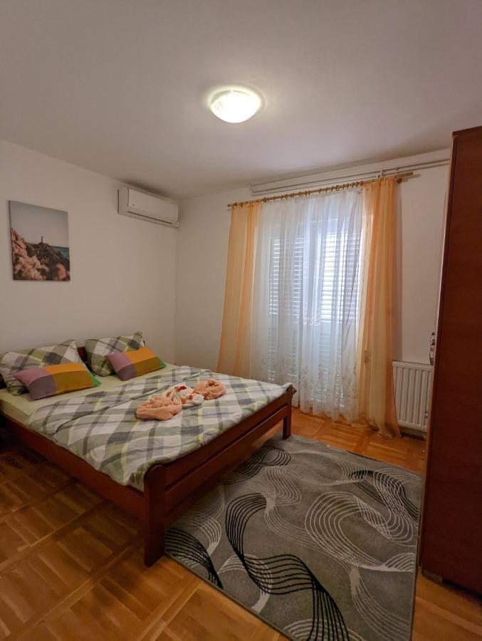 Apartment Bracic Vodice Eksteriør billede