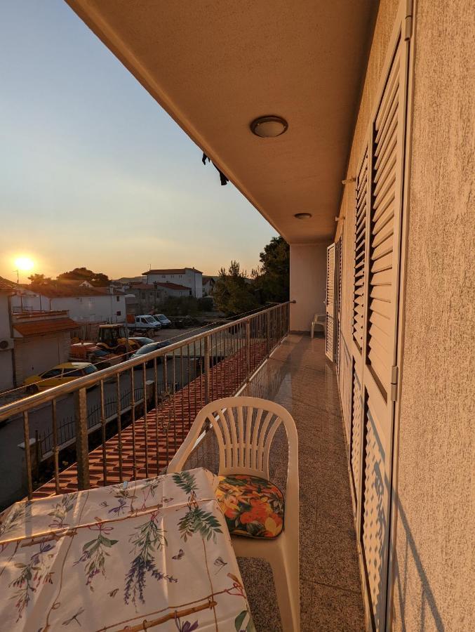 Apartment Bracic Vodice Eksteriør billede